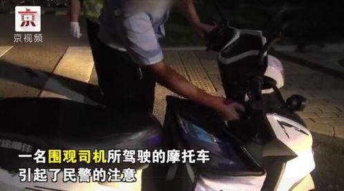 小宇家族吃瓜群众视频,揭秘家族日常趣事